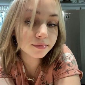 Meet your Posher, Arianna